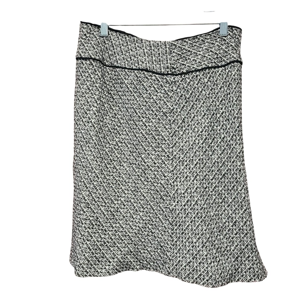 Ann Taylor LOFT Black White Tweed A-Line Skirt Chevron Size 6